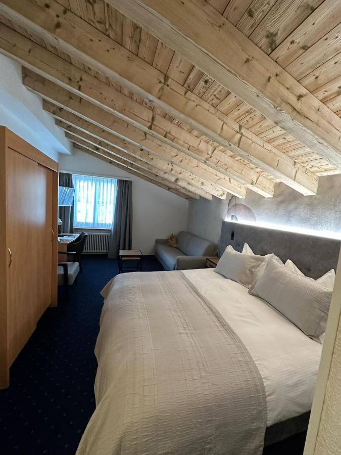 Hotel Buenda Davos Bagian luar foto