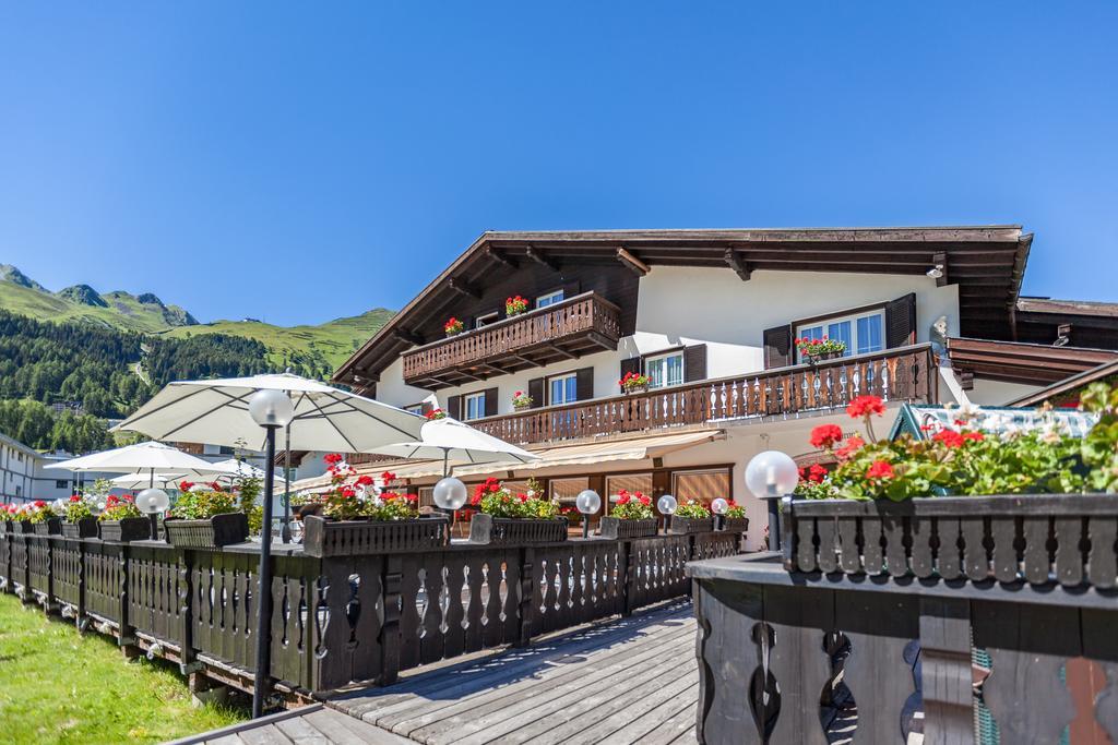Hotel Buenda Davos Bagian luar foto