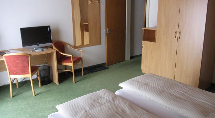 Hotel Buenda Davos Bagian luar foto
